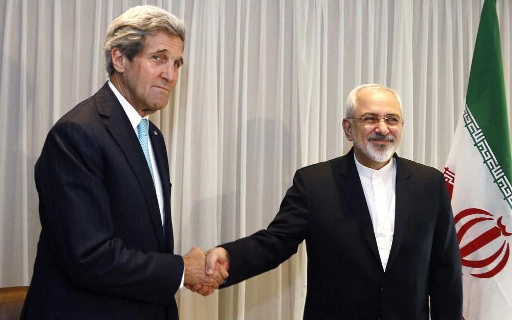 Kerry-Iran-Hand-Shake