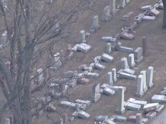 jewish-cemetery-desecrated
