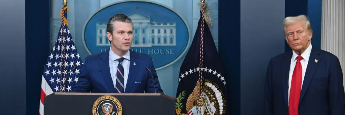 hegseth-and-trump-in-briefing-room