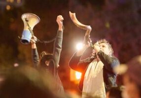 23.10 NYC shofar not in our name